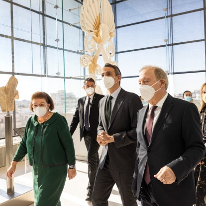 Δέκα θραύσματα του Παρθενώνα «επέστρεψαν» στο Μουσείο Ακρόπολης
