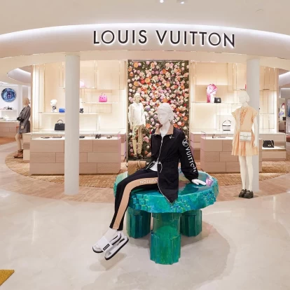 Chanel, Prada & Louis Vuitton κλείνουν τις boutique τους στη Ρωσία 