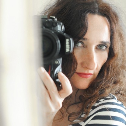 Τhe Talks: Με τη φωτογράφο Ολυμπία Κρασαγάκη