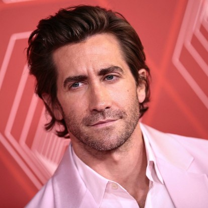 O Jake Gyllenhaal τραγούδησε Celine Dion στο SNL και αυτό πρέπει να το δείτε 