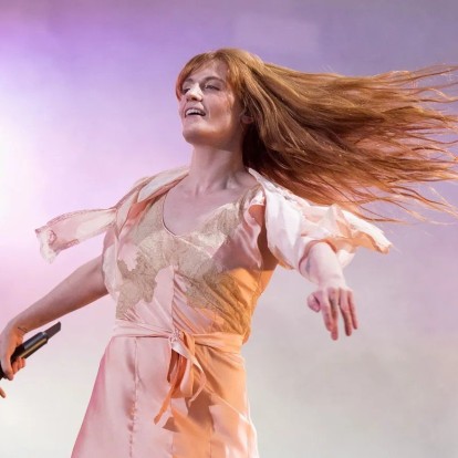 Το νέο τραγούδι των Florence + The Machine είναι ένας ύμνος στην αγάπη για τον χορό