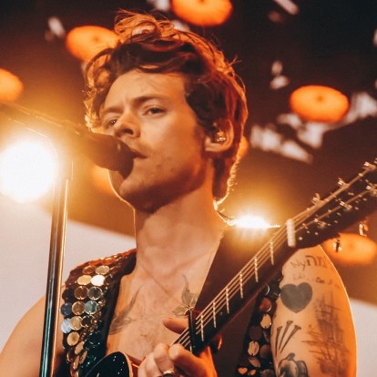 Coachella 2022: Ακούστε τον Harry Styles να ερμηνεύει live τη νέα μεγάλη επιτυχία του