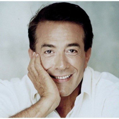 Έφυγε από τη ζωή ο Δάκης: Τα παιδικά του χρόνια, οι διεθνείς συνεργασίες και η μάχη με τον καρκίνο