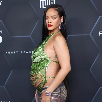 Rihanna: Έφερε στον κόσμο το πρώτο της παιδί -αυτό είναι το φύλο του μωρού