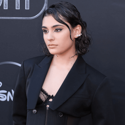 Η Yasmeen Fletcher του Ms. Marvel αποκαλύπτει τη 10λεπτη ρουτίνα ομορφιάς της