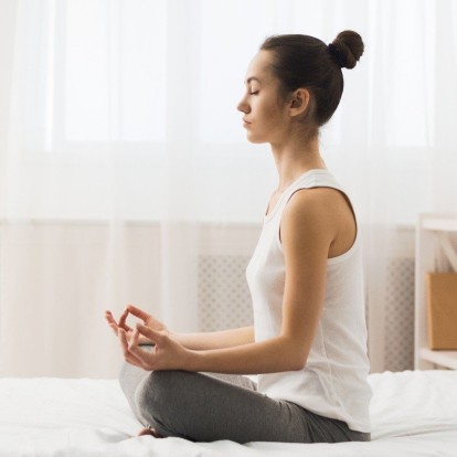 Morning meditation: 4 απλές προτάσεις διαλογισμού για να ενισχύσουμε την θετική μας πλευρά