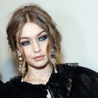 Τα καλύτερα smokey eye looks για να δοκιμάσετε τα Χριστούγεννα