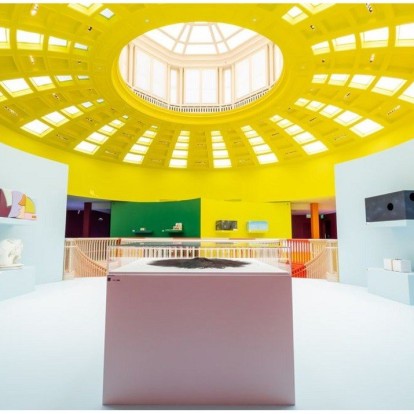 Η νέα έκθεση της Louis Vuitton στο Los Angeles τιμά το πιο iconic item του σπουδαίου ιδρυτή του οίκου