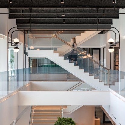 Περιηγηθείτε στο νέο smart workspace της Boston Consulting Group στο Τορόντο