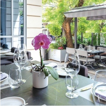 Η γαστριμαργική εμπειρία του surf n' turf έχει τη δική της κουλτούρα στη Θεσσαλονίκη