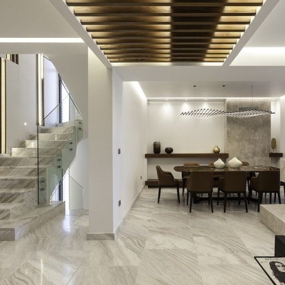 Μια κατοικία στο Πανόραμα μεταφράζει τη λιτή πολυτέλεια σε σύγχρονο χαρακτήρα 