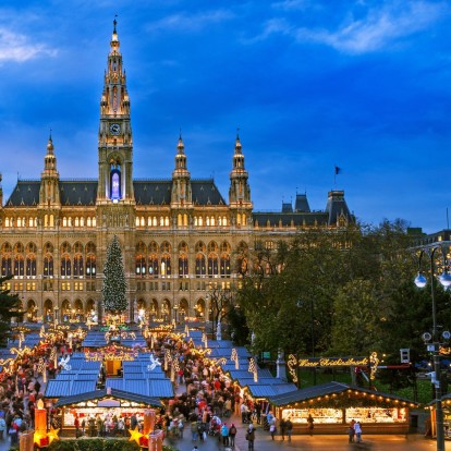 Χριστούγεννα στη Βιέννη: Ο παραμυθένιος προορισμός της Ευρώπης μας προσκαλεί για να γιορτάσουμε