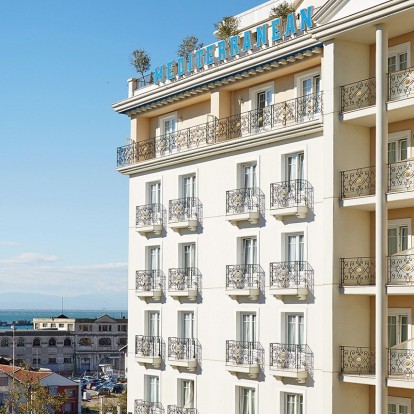 Μια αναδρομή στην ιστορία του πολυτελούς ξενοδοχείου-τοπόσημου της Θεσσαλονίκης