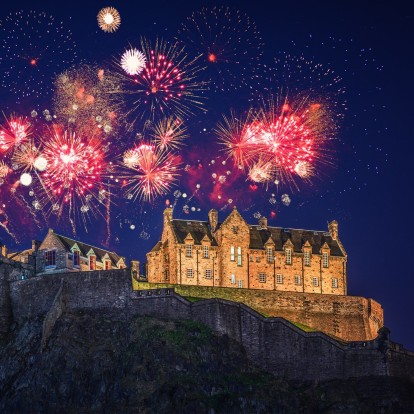 Girls' winter trips: Οι 6 αγαπημένοι προορισμοί της Ευρώπης για να ταξιδέψουμε μαζί με τις κολλητές μας 