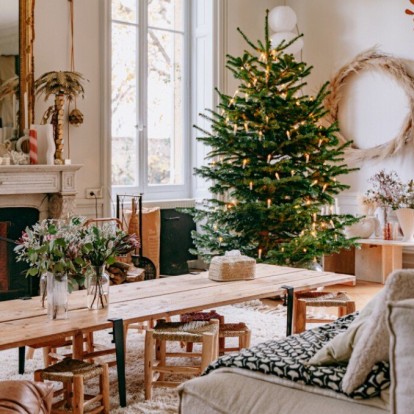 Στο Beaujolais, η ανακαίνιση ενός αρχοντικού του 1750 και ο Χριστουγεννιάτικος στολισμός του 