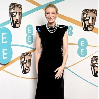 The BAFTAs 2023: Τα κορυφαία dresses του λαμπερού θεσμού 