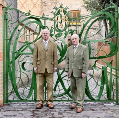 Gilbert & George: Το νέο τους κέντρο Τέχνης εγκαινιάζεται στο East End του Λονδίνου