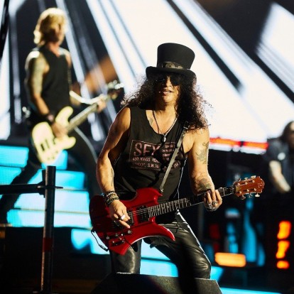 Guns N' Roses: Το θρυλικό rock band έρχεται το καλοκαίρι στο Ολυμπιακό Στάδιο για ένα εκρηκτικό live 